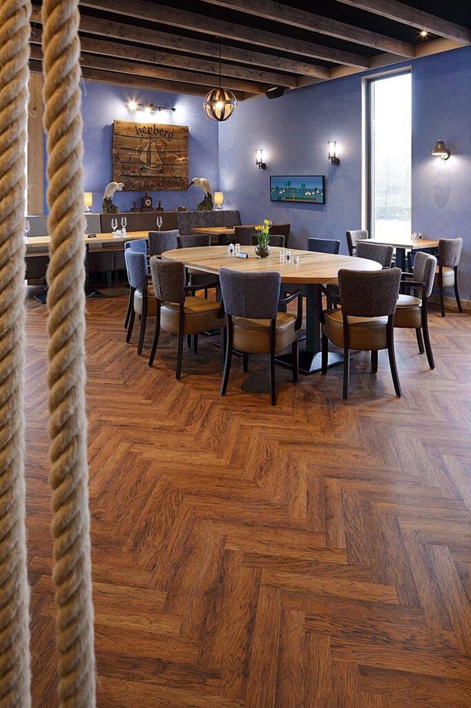 Parquet - Distressed Aged Hickory PQ 3055 – Parquet / Herringbone flooring sample